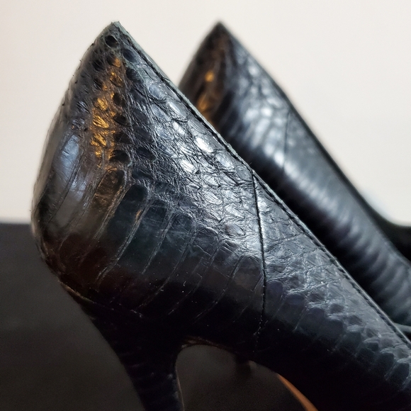 House of Harlow 1960 Black Snake Leather, Pin-Up Sexy Pump Heels - Picture 11 of 15